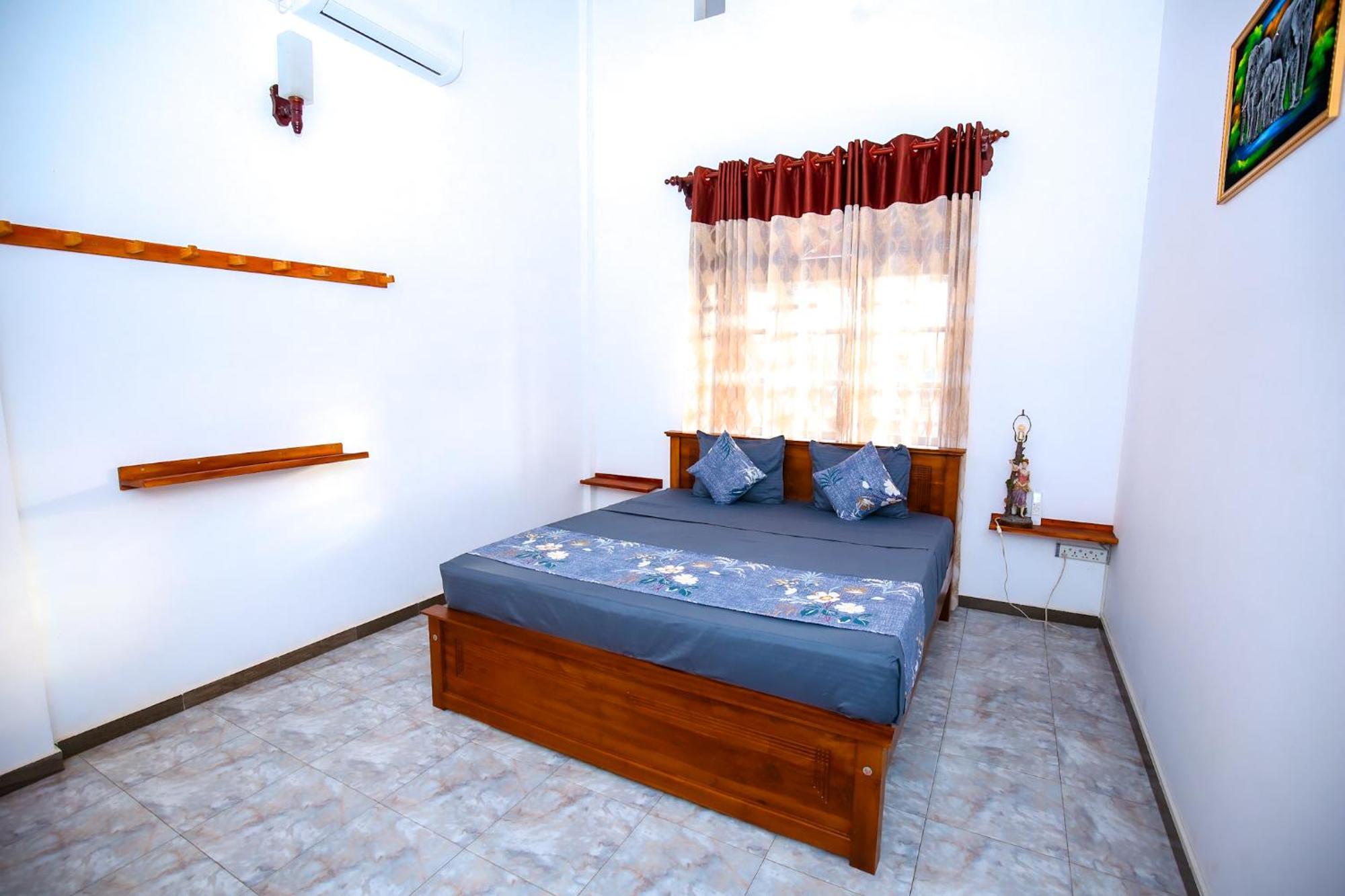 Bed and Breakfast Bali Golden Galle Esterno foto