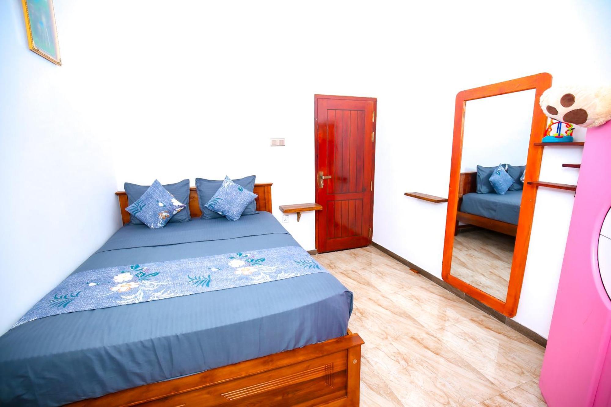 Bed and Breakfast Bali Golden Galle Esterno foto